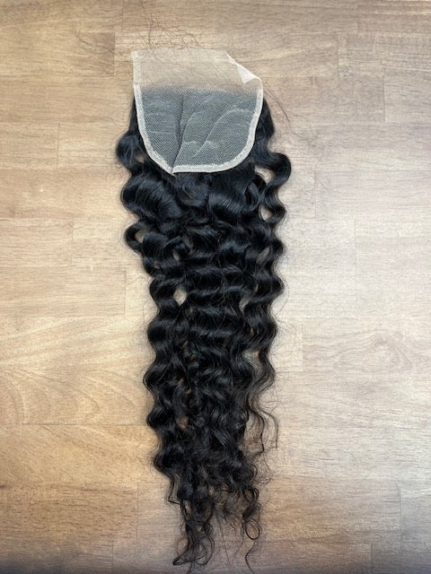 Curly Closure